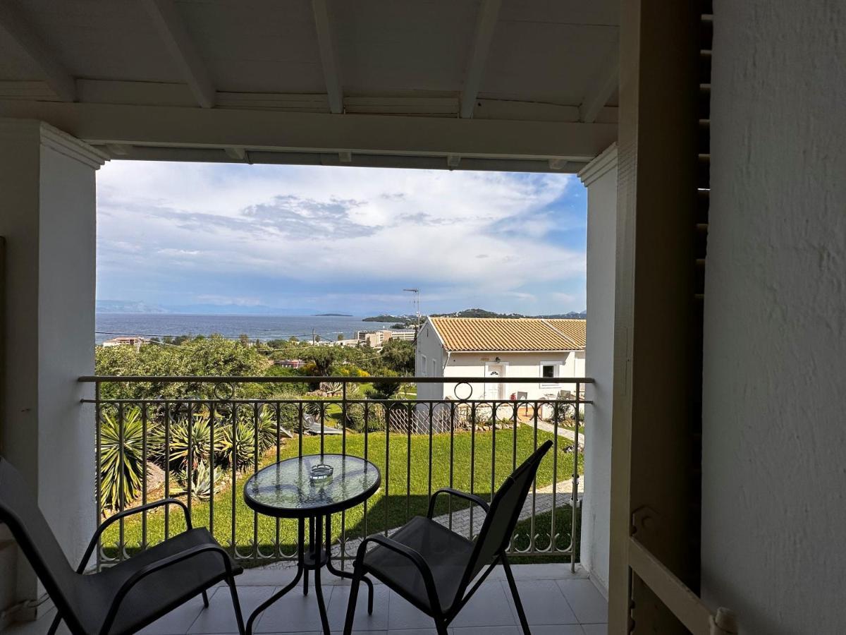 Panorama Hideaway Aparthotel Дасия Екстериор снимка