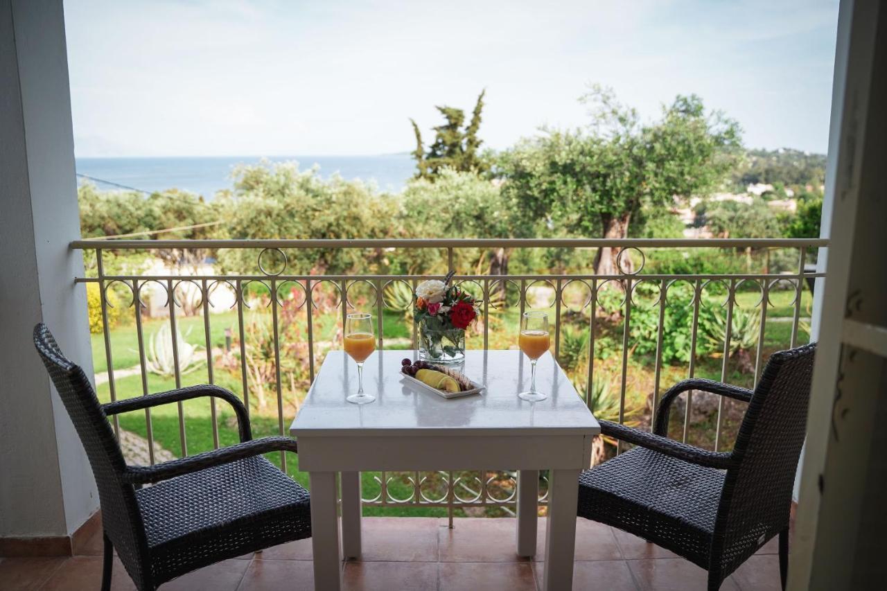 Panorama Hideaway Aparthotel Дасия Екстериор снимка