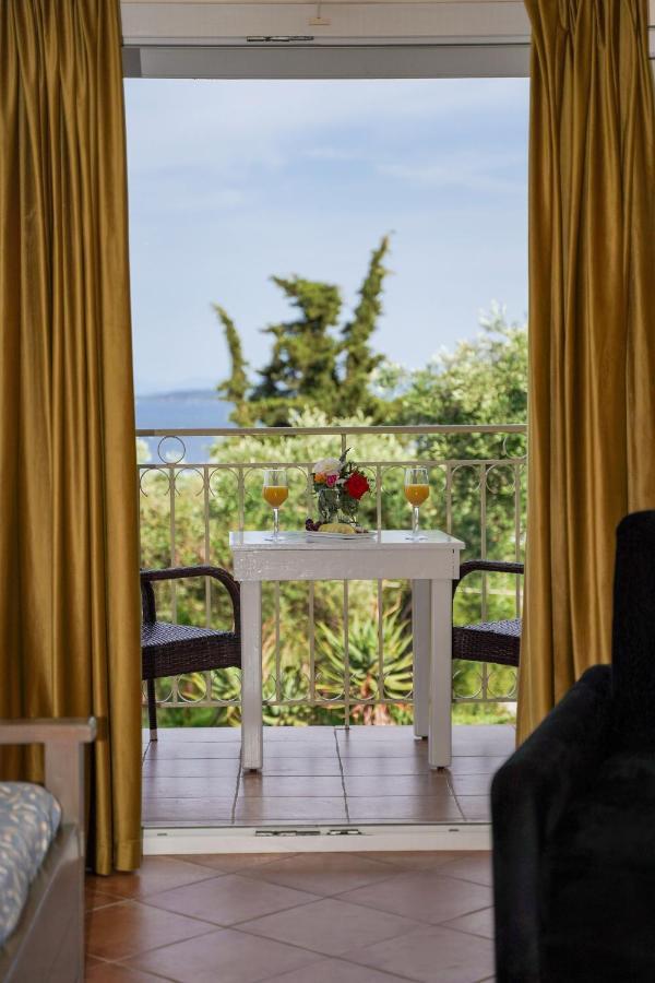 Panorama Hideaway Aparthotel Дасия Екстериор снимка