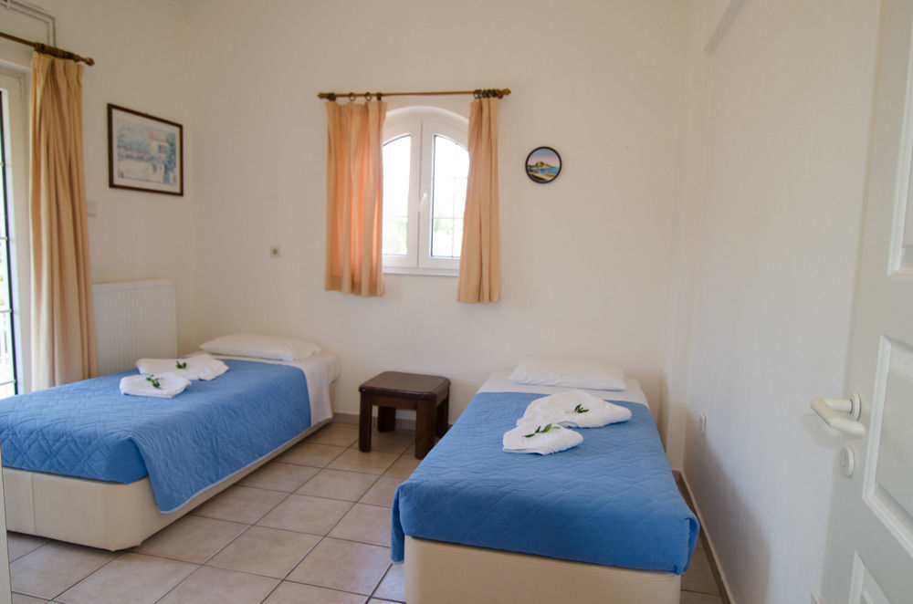 Panorama Hideaway Aparthotel Дасия Екстериор снимка