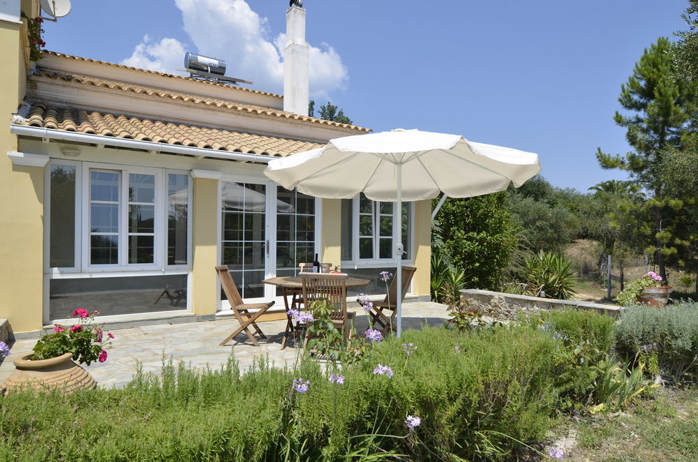 Panorama Hideaway Aparthotel Дасия Екстериор снимка
